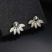 Load image into Gallery viewer, Hot Crystal Flower Stud Earrings for Women Fashion Jewelry Gold Silver Rhinestones Earrings Gift for Party and Best Friend