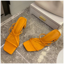 Load image into Gallery viewer, SUOJIALUN Women Summer Outdoor Sandal High Square Heel Flip Flop Ladies Brand Women Slipper Elegant Women Slides Shoes

